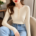 Blusa Feminina de Tricô com Botões para Inverno Ferrazi