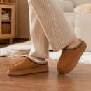 Bota Pantufa Feminina Peluciada com Solado Antiderrapante para Inverno Ferrazi