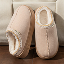 Bota Pantufa Feminina Peluciada com Solado Antiderrapante para Inverno Ferrazi
