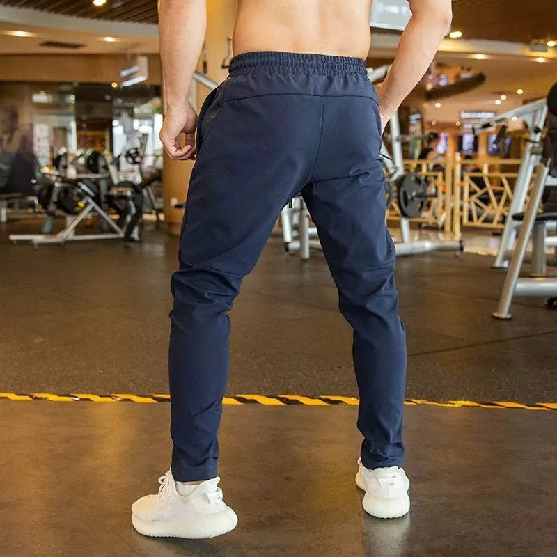 Calça Esportiva Masculina com Zíper nos Bolsos Ferrazi