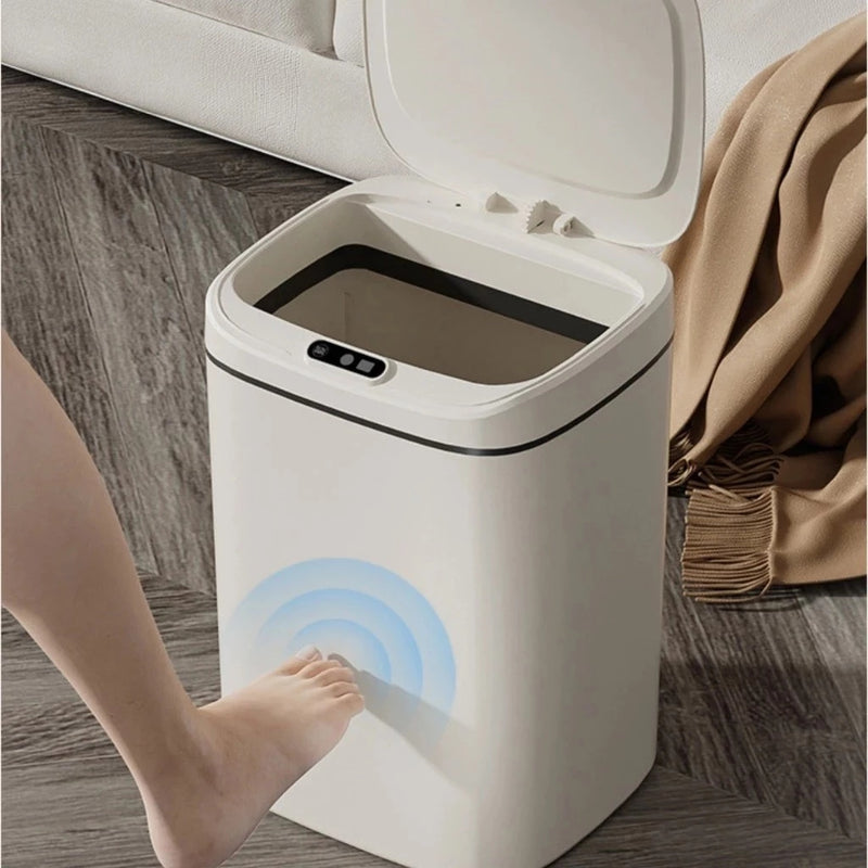Lixeira Inteligente 20 Litros com Abertura por Sensor Ferrazi