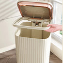 Lixeira de Pedal impermeável para Banheiro Ferrazi