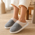 Pantufa Unissex Aveludada com Solado Antiderrapante Ferrazi