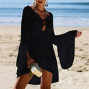 Saída de Praia em Tricô com Manga Flare Ferrazi